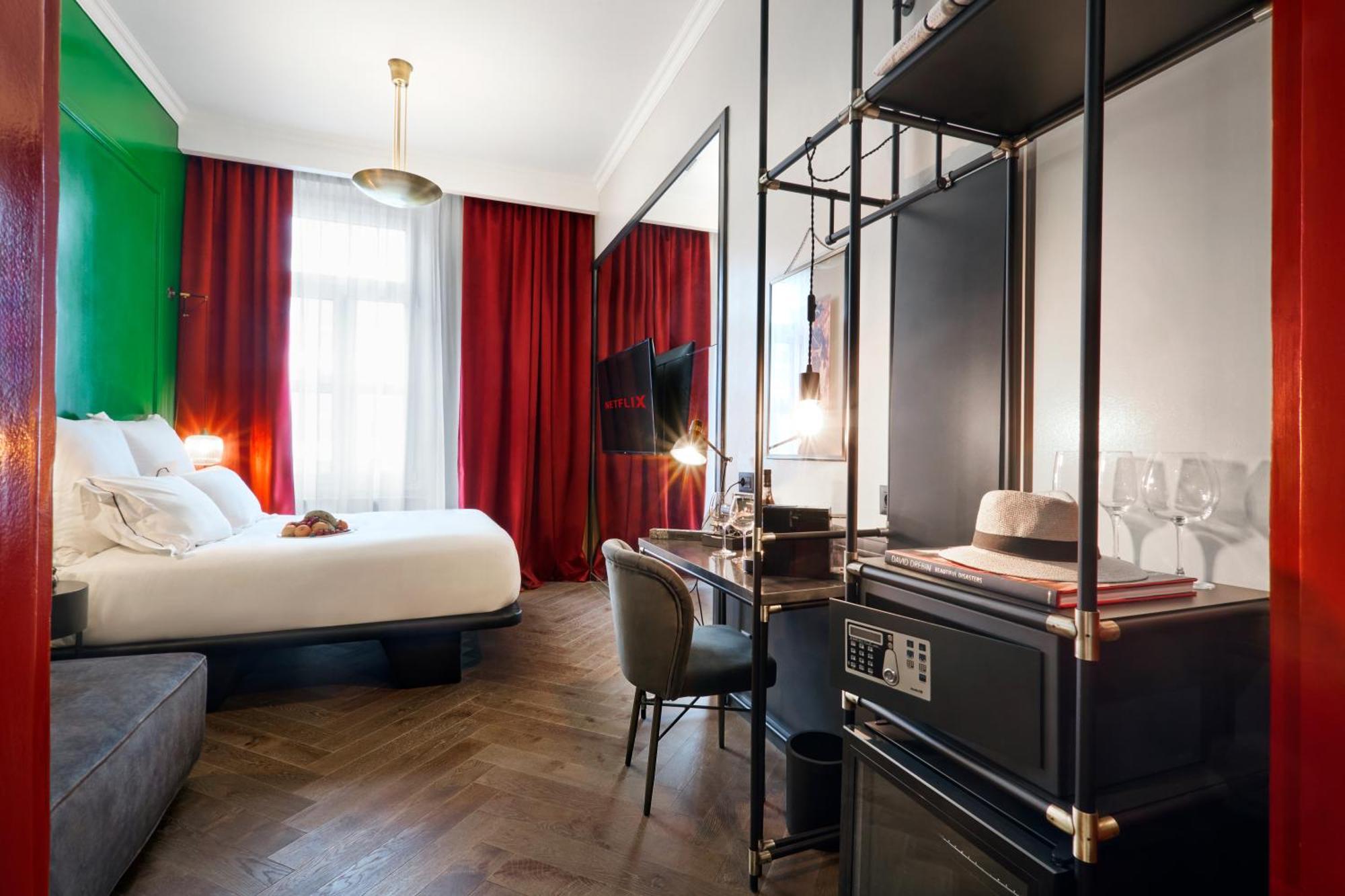 Soho Athinas 60 Hotell Aten Exteriör bild